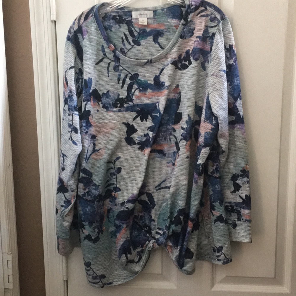 FINAL MARKDOWN Ladies’ CJ Banks LS Top w/Tied Front (2X)